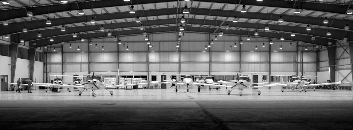 AEROLINEAS-MUNDO-FLOTA-ONE-AIR-PILOTOS-AVIONES