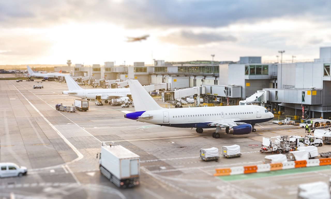 Aviones para niños - Aprende los números con aviones - Aeropuerto