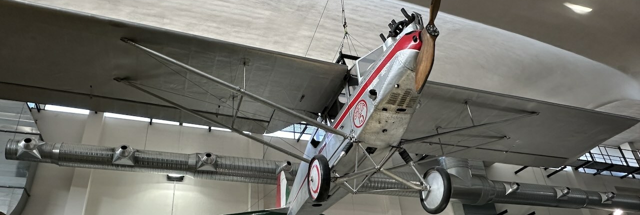 Avión Breda 15